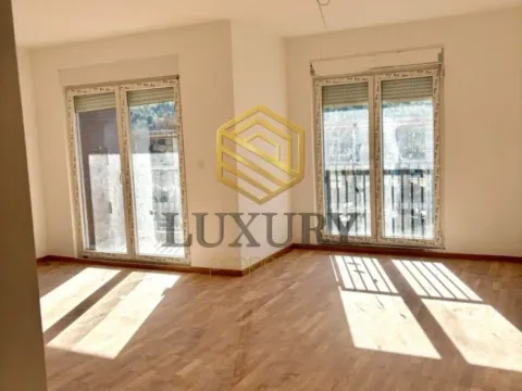 Prodaja, dvosoban stan, 73m², Zabjelo, Podgorica - image 1