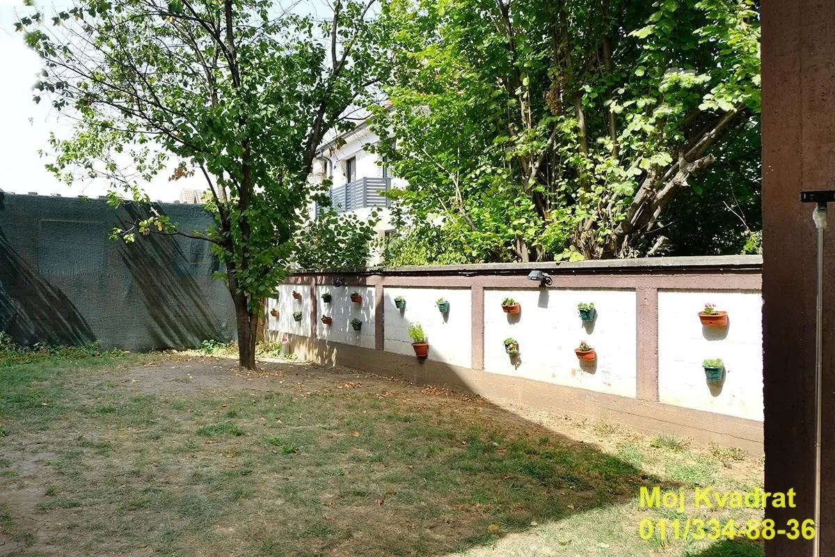 Rent, office space, 160m², Zemun Kalvarija, Zemun Sve Podlokacije
