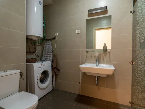 Sale, apartment, 91m², Morinj, Kotor - image 4