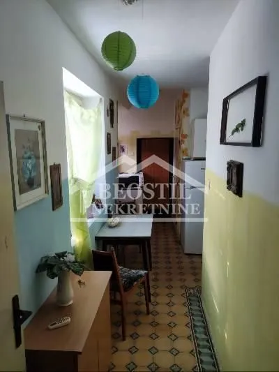 Sale, two bedroom apartment, 31m², Zemun Centar, Zemun Sve Podlokacije