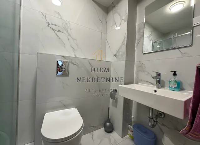 Izdavanje, jednosoban stan, 50m², Stara Varoš, Podgorica