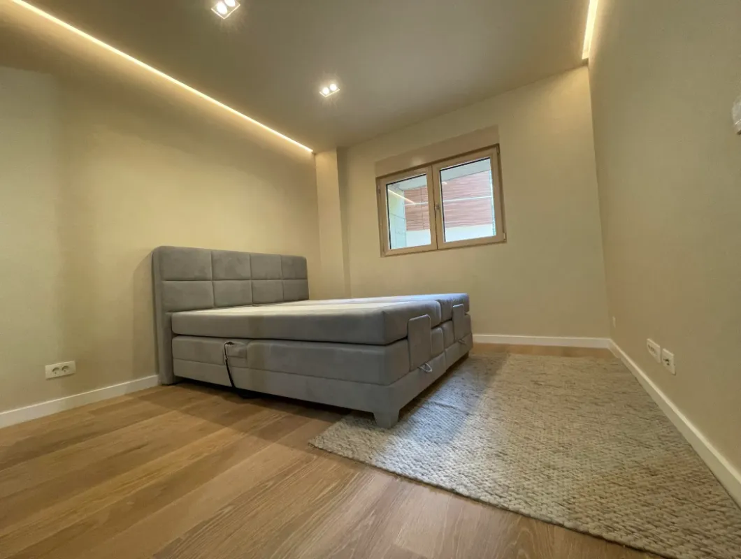 Sale, one bedroom apartment, 52m², Škaljari, Kotor