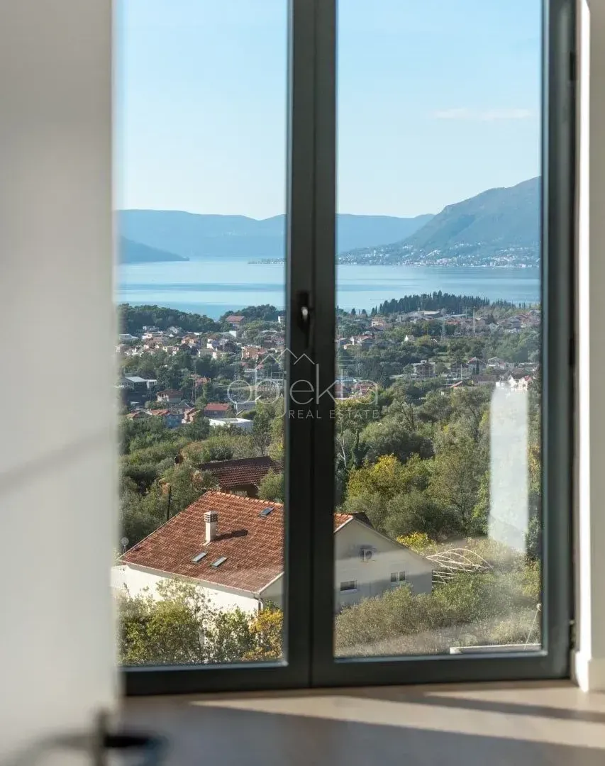 Prodaja, kuća, 113m², Tivat, Crna Gora