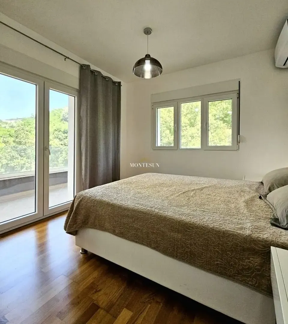 Rent, two bedroom apartment, 78m², Budva, Crna Gora