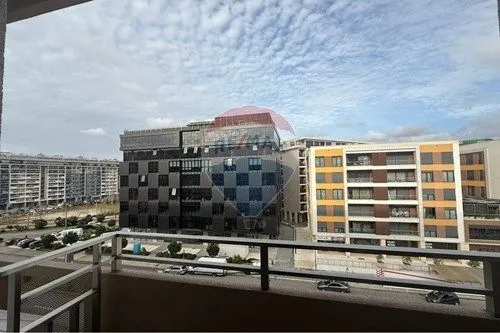 Izdavanje, jednosoban stan, 50m², Central Point, Podgorica