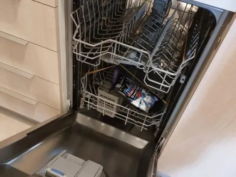 Rent, three bedroom apartment, 68m², Bulevar Oslobodjenja, Novi Sad Sve Podlokacije - image 13