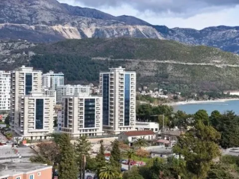 Rent, two bedroom apartment, 74m², Centar, Budva