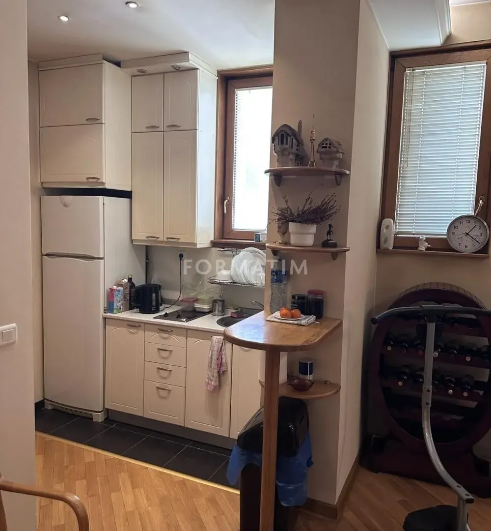 Prodaja, dvosoban stan, 57m², Stari Grad, Beograd
