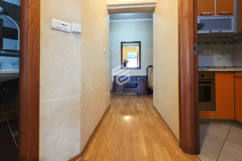 Rent, one bedroom apartment, 53m², Centar, Podgorica - image 4
