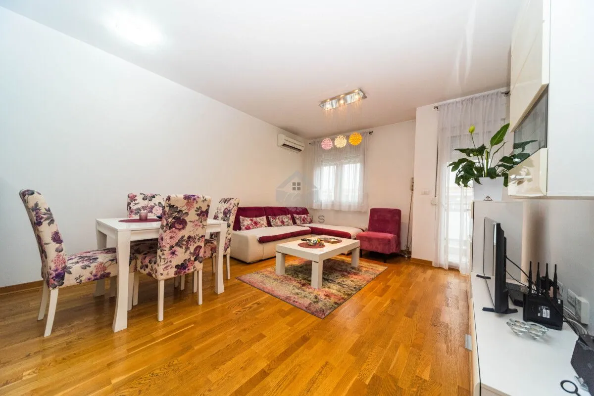 Prodaja, dvosoban stan, 64m², City Kvart, Podgorica