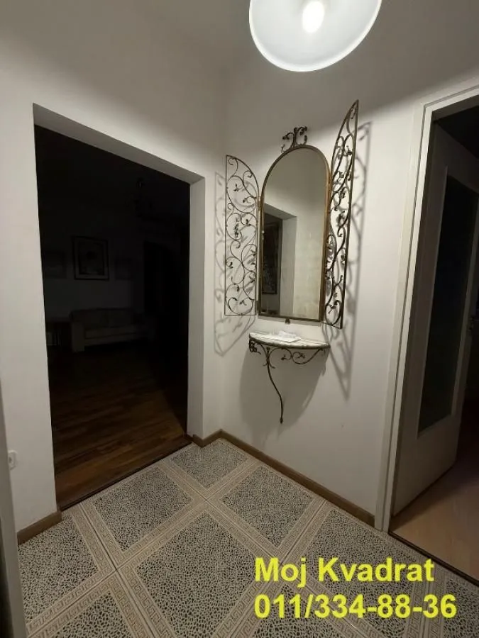 Prodaja, dvosoban stan, 45m², Vračar Sve Podlokacije, Beograd