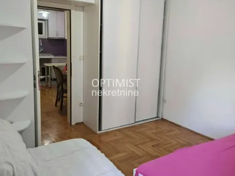 Rent, two bedroom apartment, 51m², Đeram Pijaca, Beograd - image 2