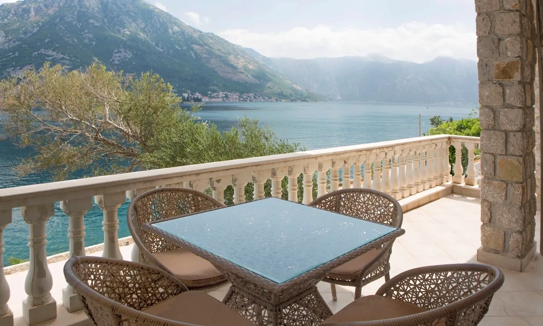 Sale, house, 235m², Kostanjica, Kotor