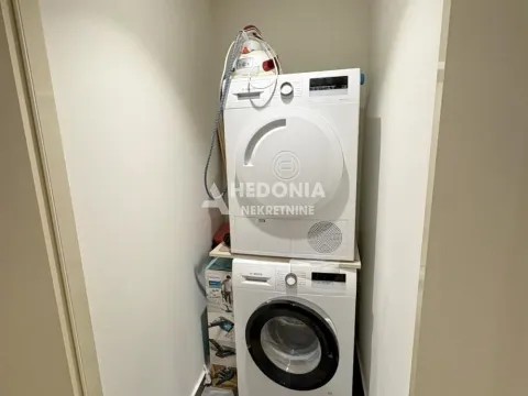 Sale, three bedroom apartment, 82m², Savski Venac, Beograd - image 11