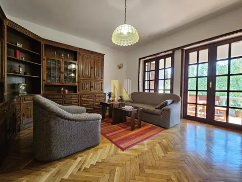 Sale, house, 331m², Lipov gaj, Novi Sad Sve Podlokacije - image 26