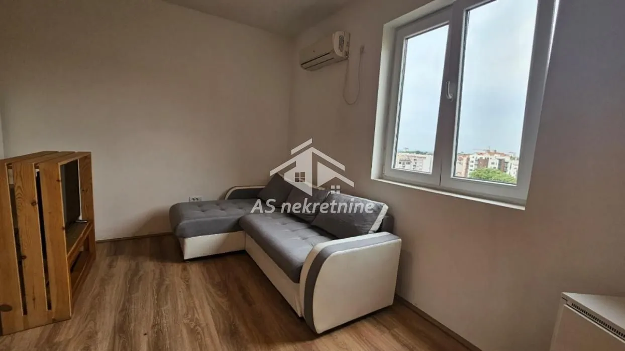Izdavanje, dvosoban stan, 47m², Đeram Pijaca, Beograd