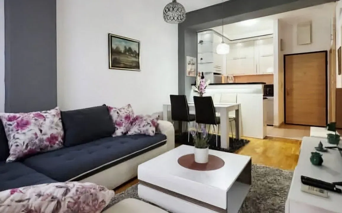 Izdavanje, jednosoban stan, 42m², Ljubović, Podgorica