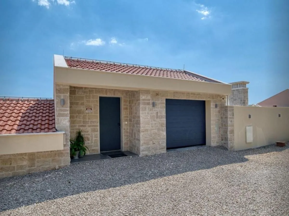 Prodaja, kuća, 240m², Podi, Herceg Novi