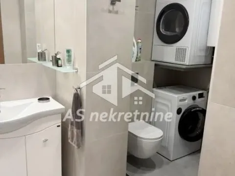 Izdavanje, trosoban stan, 90m², Banovo Brdo, Beograd - image 20