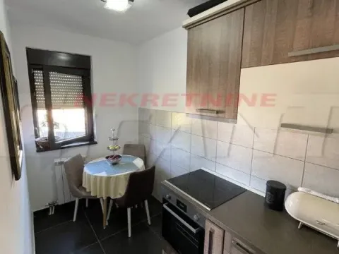 Prodaja, stan, 160m², Severni Bulevar, Zvezdara Sve Podlokacije - image 9