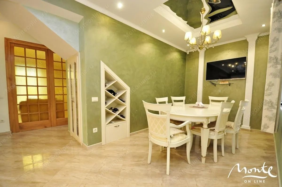 Prodaja, kuća, 283m², Tivat, Crna Gora