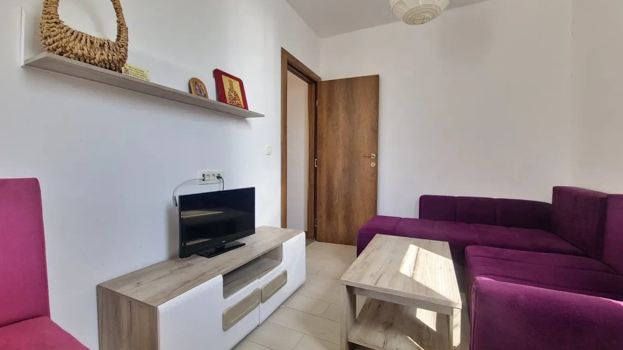 Rent, one bedroom apartment, 42m², Budva, Crna Gora