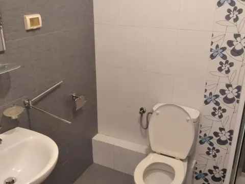 Rent, one bedroom apartment, 47m², Stari Aerodrom, Podgorica - image 12