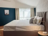 Rent, three bedroom apartment, 150m², Tivat, Crna Gora - image 10