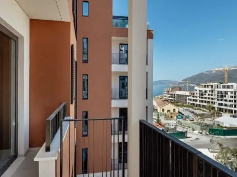 Prodaja, jednosoban stan, 68m², Luštica Bay, Tivat - image 3