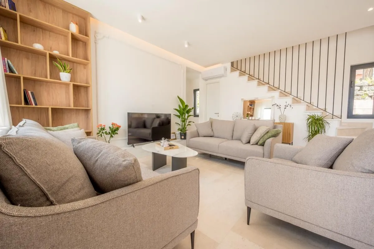 Prodaja, kuća, 250m², Mrčevac, Tivat