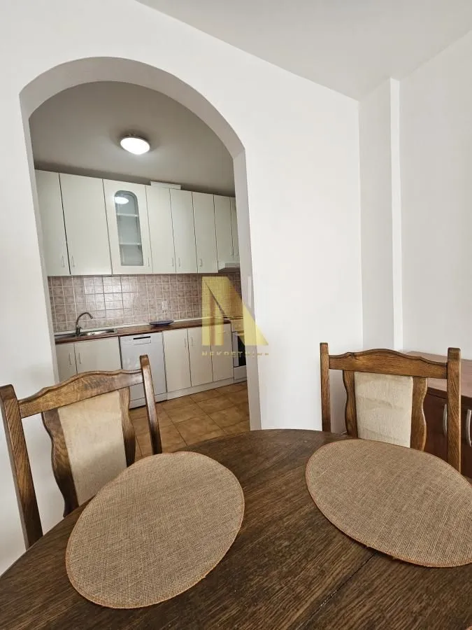 Rent, three bedroom apartment, 69m², Grbavica, Novi Sad Sve Podlokacije