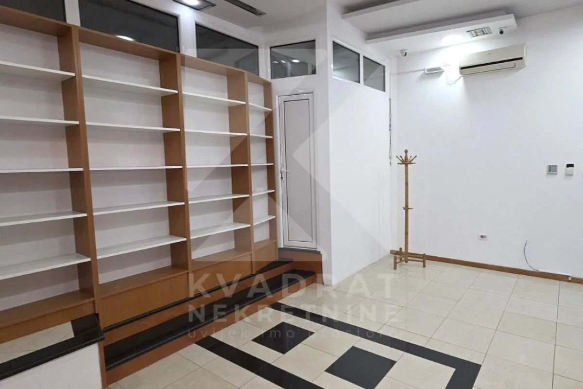 Rent, office space, 35m², Preko Morače, Podgorica