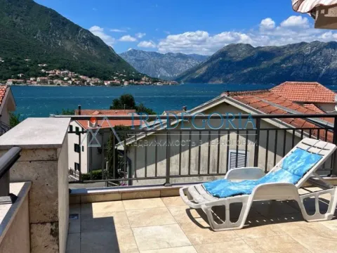Prodaja, dvosoban stan, 114m², Kotor, Crna Gora