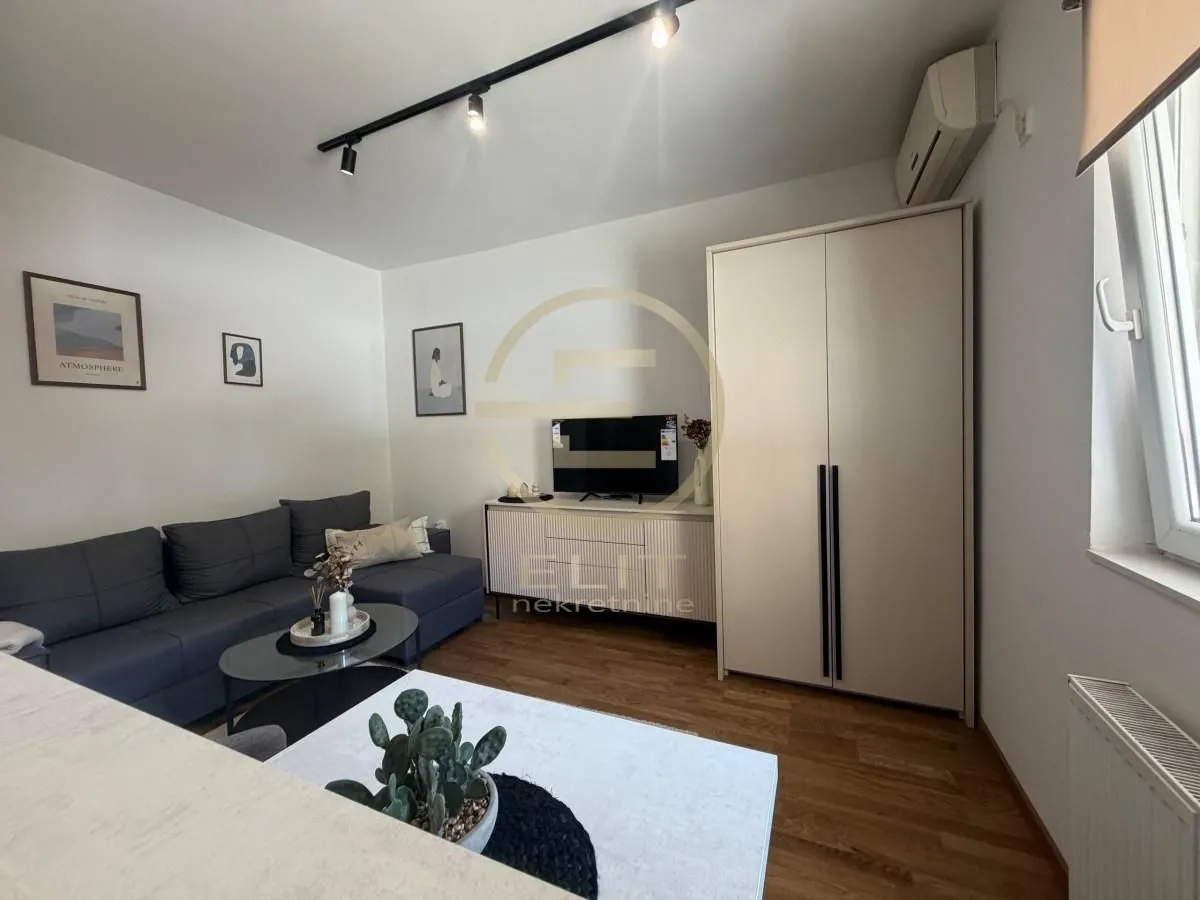 Prodaja, garsonjera, 26m², Nova Detelinara, Novi Sad Sve Podlokacije