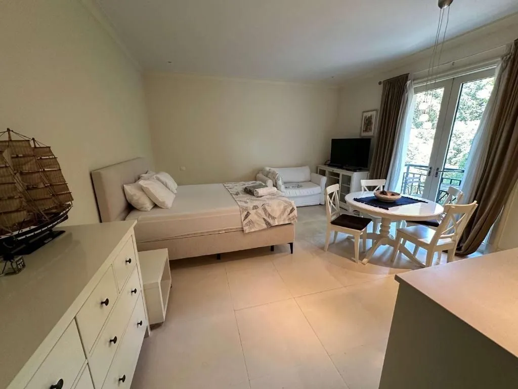 Izdavanje, stan, 38m², Porto Montenegro, Tivat
