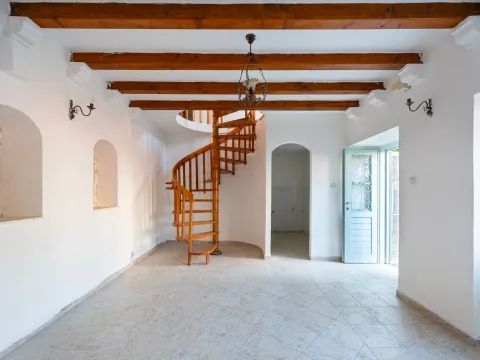 Prodaja, dvosoban stan, 74m², Stari Grad Kotor, Kotor - image 4