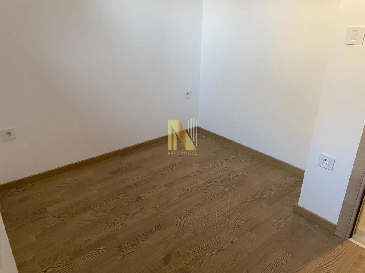 Prodaja, dvosoban stan, 44m², Grbavica, Novi Sad Sve Podlokacije