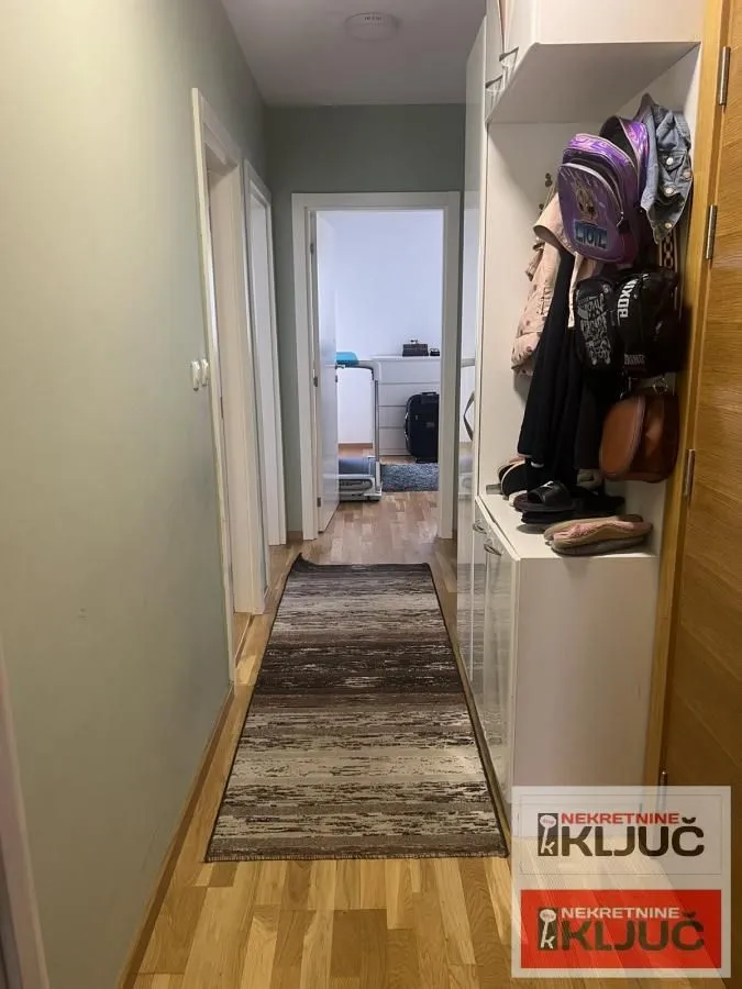 Prodaja, četvorosoban stan, 78m², Adice, Novi Sad Sve Podlokacije