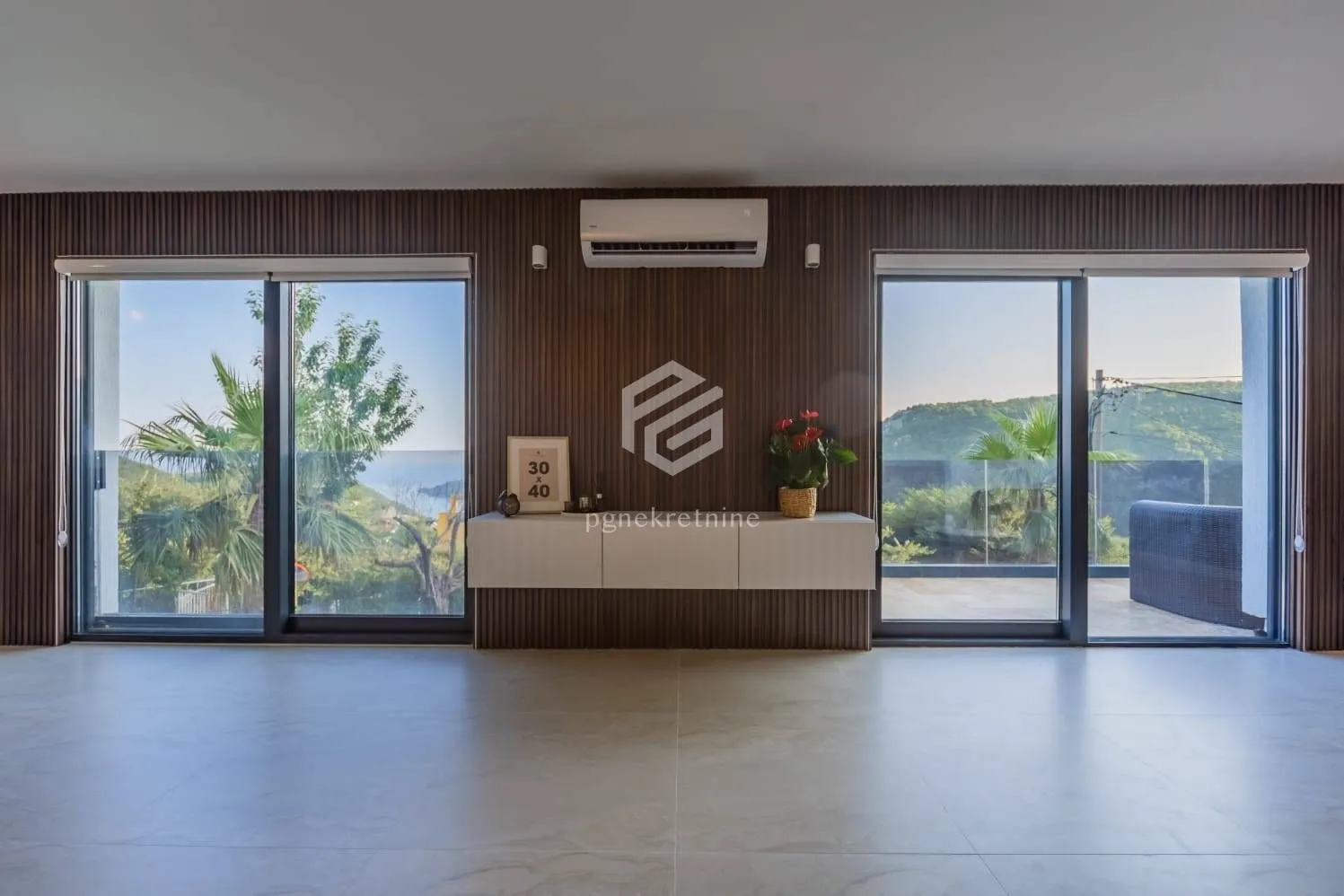 Sale, house, 300m², Markovići, Budva