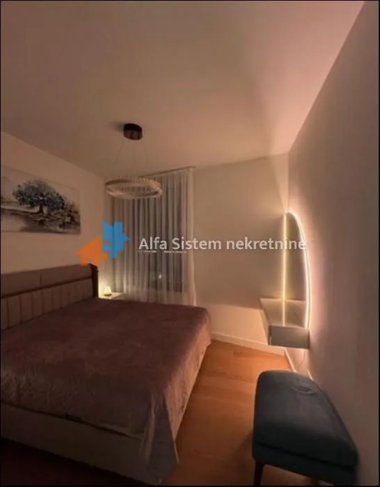 Rent, three bedroom apartment, 75m², Savski Venac, Beograd
