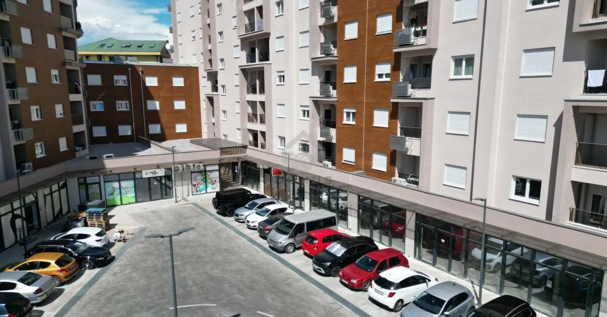 Sale, office space, 100m², Stari Aerodrom, Podgorica