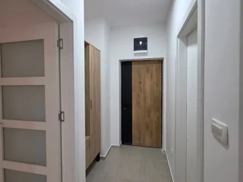 Prodaja, jednosoban stan, 44m², Pobrežje, Podgorica - image 7