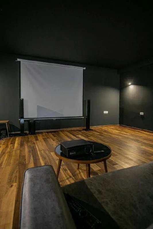 Rent, house, 450m², Krimovica, Kotor