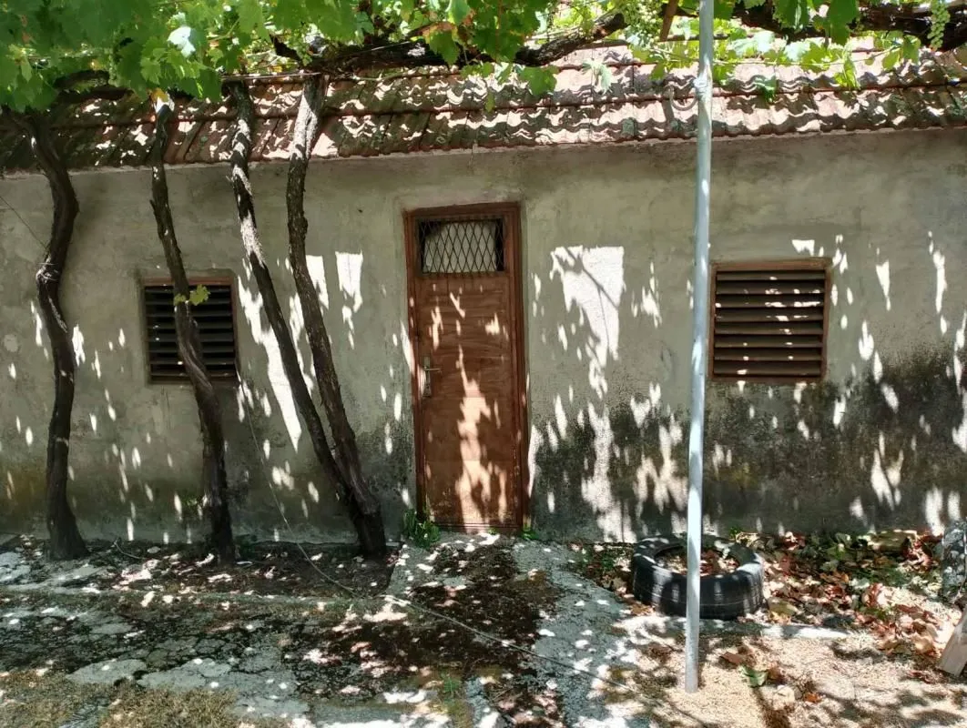 Sale, house, 180m², Golubovci, Podgorica