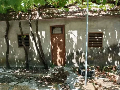 Sale, house, 180m², Golubovci, Podgorica - image 4