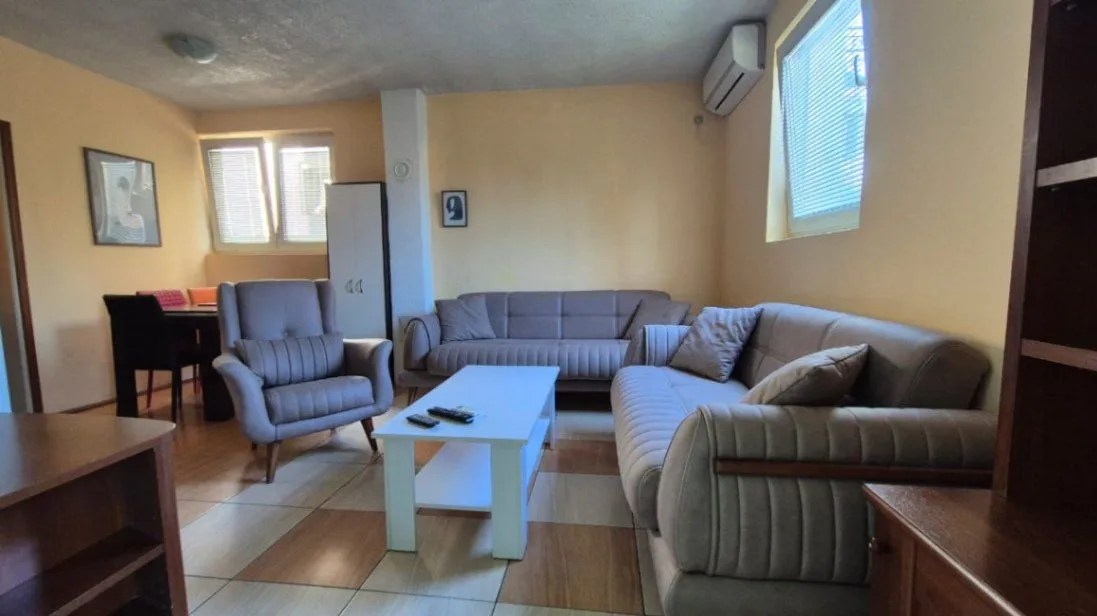 Izdavanje, jednosoban stan, 40m², Gornja Gorica, Podgorica