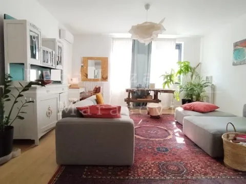 Izdavanje, dvosoban stan, 61m², Stari Grad, Beograd