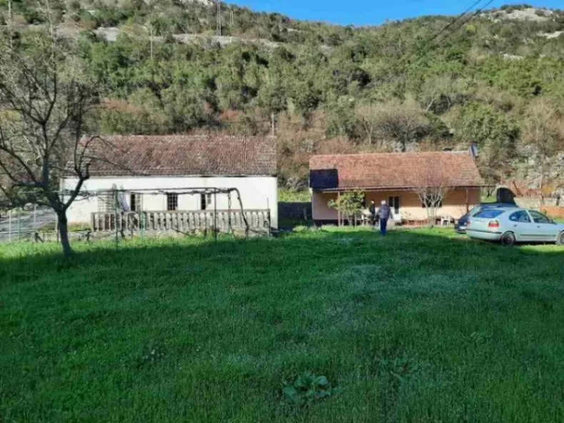 Prodaja, kuća, 3800m², Danilovgrad, Crna Gora