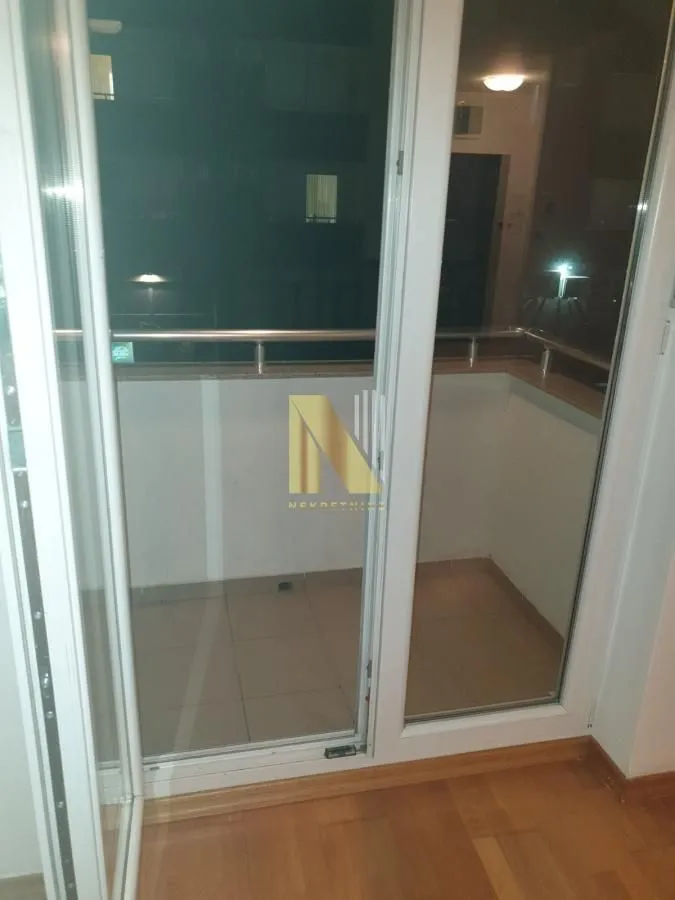 Izdavanje, jednosoban stan, 38m², Sajmište, Novi Sad