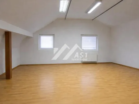 Rent, office space, 300m², Petrovaradin, Novi Sad - image 6